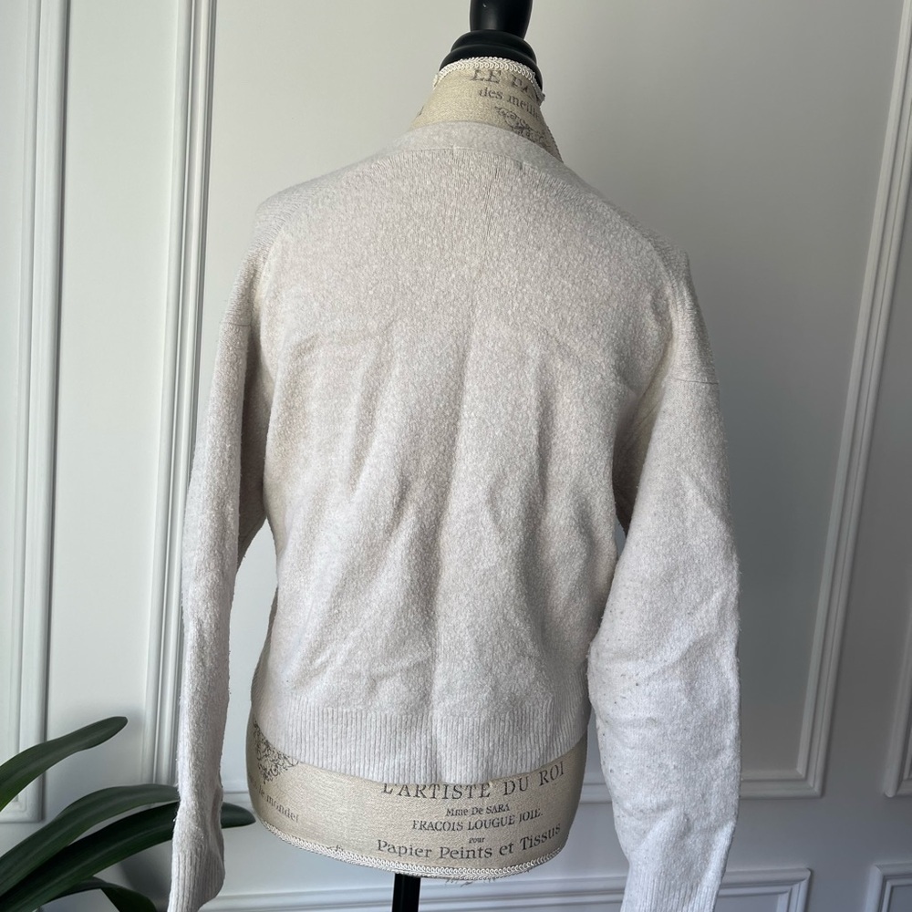 4/$24 🧡 Uniqlo Cream Women's Cardigan - Picture 6 of 9